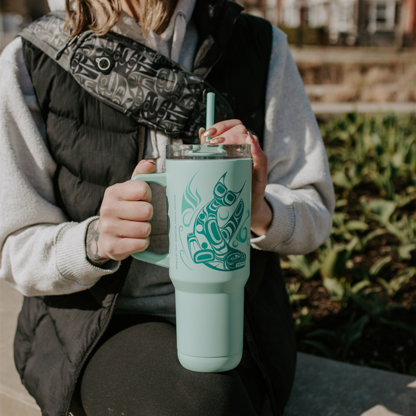 Insulated tumbler with indigenous design.