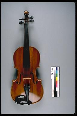 Histoires d'instruments - le violon - Collections du Musée de la